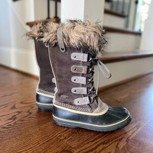Sorel Brown and Tan Winter Boots